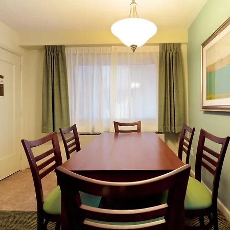 Beach Plaza Hotel-3