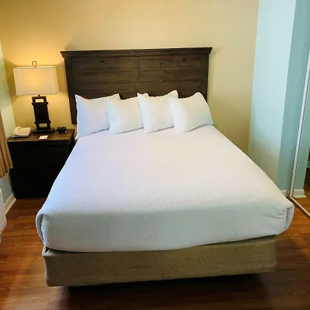 Beach Plaza Hotel-2