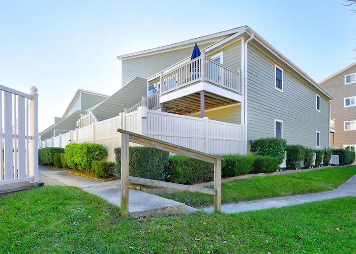 Lighthouse Point Villas