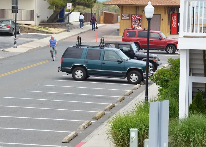 Pet Friendly hotel: Sea Cove Motel Ocean City